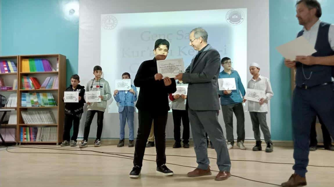 Genç Sada Kur'an-ı Kerim'i Güzel Okuma Yarışması